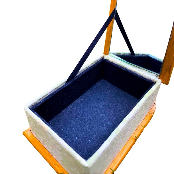 Vintage Mint Green Tapestry Jewelry/Prayer Box w/ Tassel, Wood Trim & Brass Feet - Picture 3 of 5